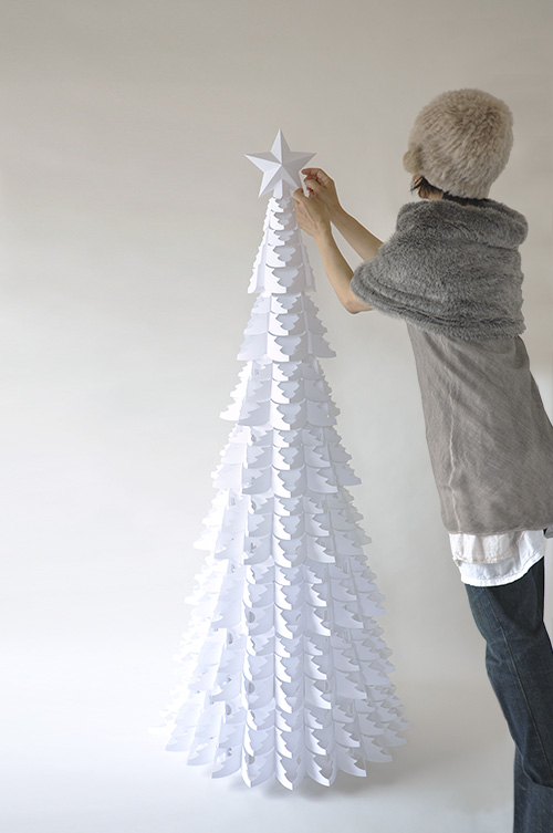 画用紙で手作りするクリスマスツリー マゴクラ